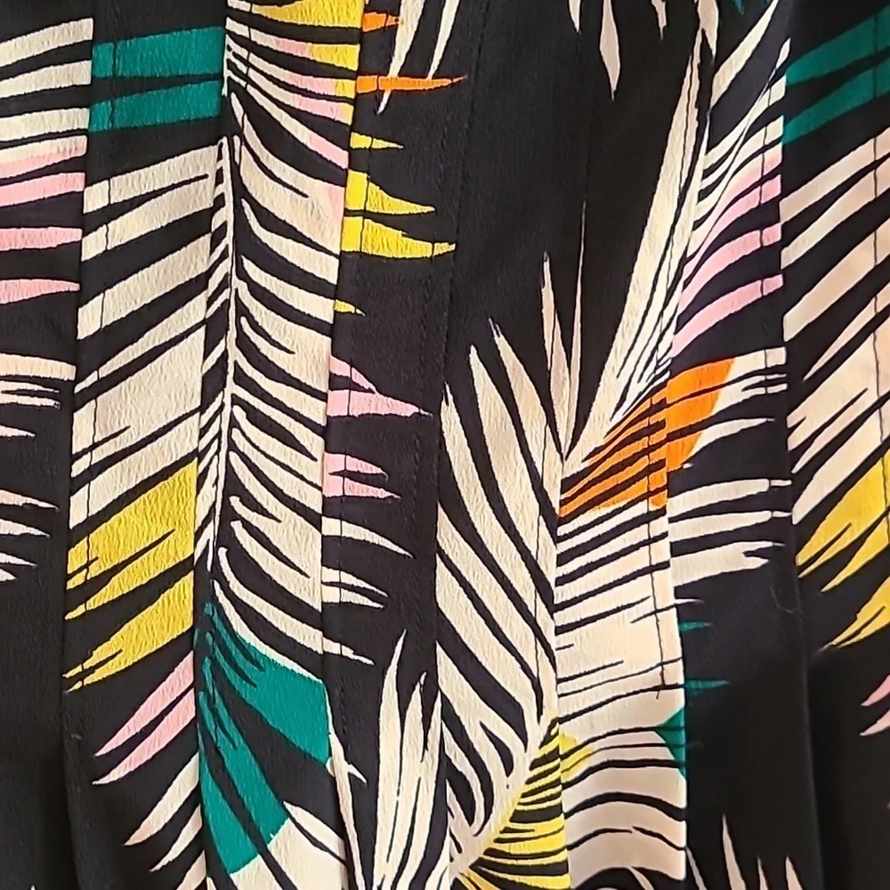 Banana Republic Tropical Dress​ - Picture 2 of 5